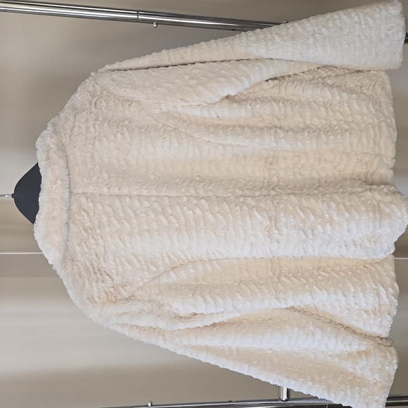 Coat - Picture 2 of 2